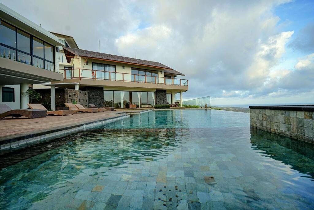 Grand Villa Uluwatu Унгасан Экстерьер фото